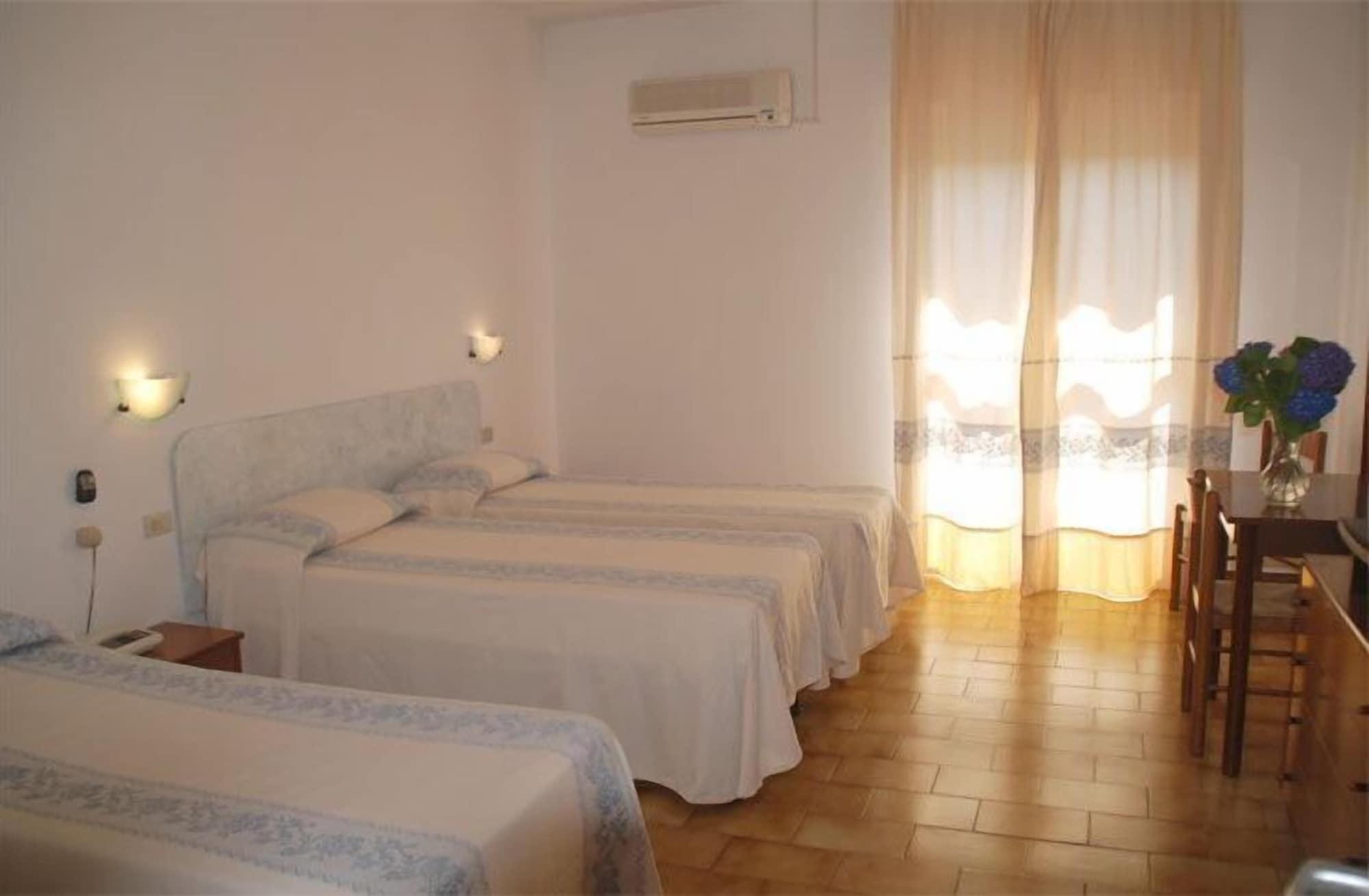 Hotel Citti Arzachena Luaran gambar